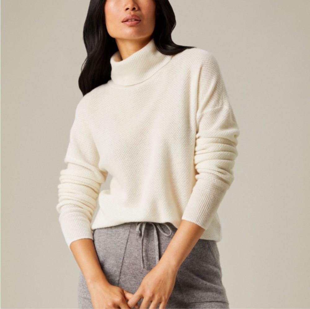 100% cashmere turtle neck, Hudson North, medium